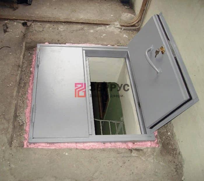 Установленный противопожарный люк Зеррус — пример 23